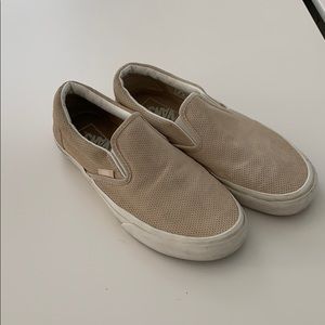 Vans slip on